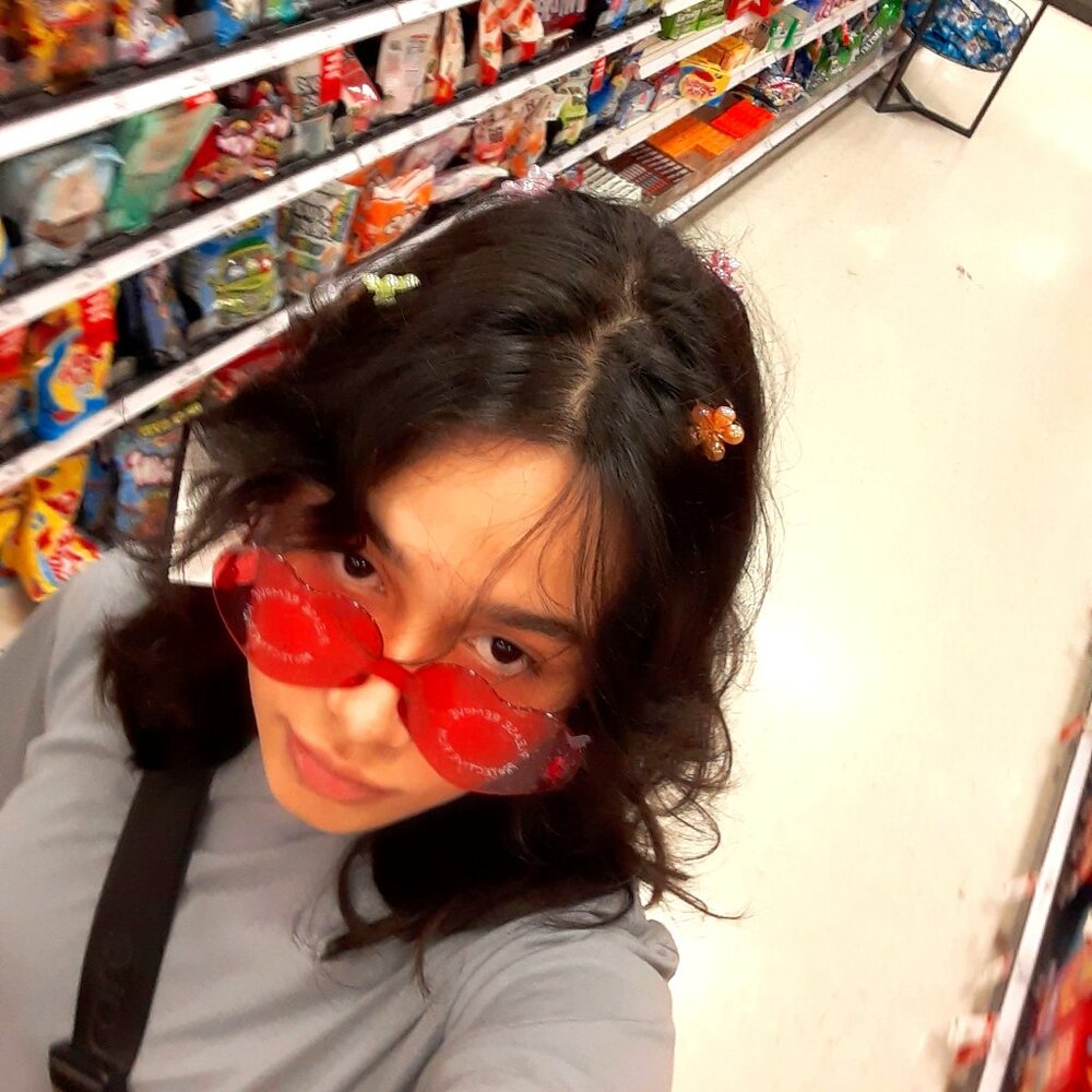 Meet your Posher, Elena